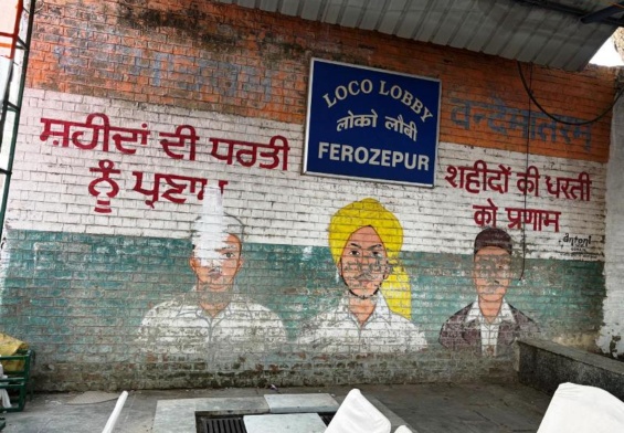 Vande Bharat shines but Martyrs Wall cries for care at Railway Staion